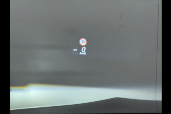 Mercedes-Benz GLA 250 e AMG line | Pano Trekhaak HUD Memory Multibeam Sound