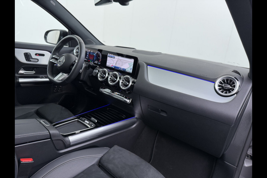 Mercedes-Benz GLA 250 e AMG line | Pano Trekhaak HUD Memory Multibeam Sound
