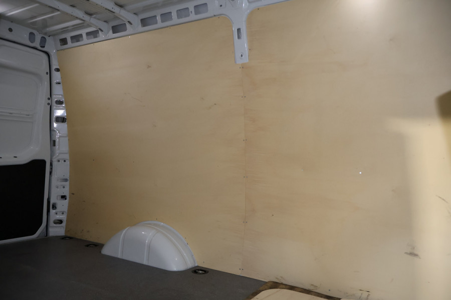 Iveco Daily 35S16 Hi-Matic L2 H2 3.5T Trekhaak