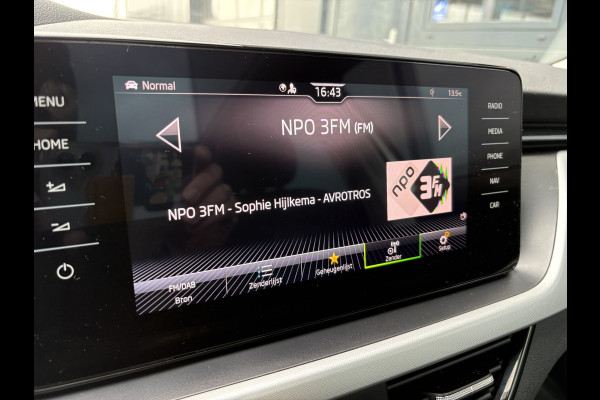 Škoda Kamiq 1.0 TSi 115pk Business Edition PANORAMADAK/VIRTUAL/CAMERA/PDC/19INCH/TREKHAAK