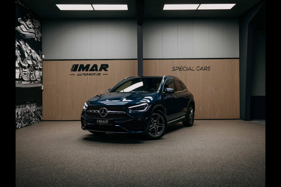 Mercedes-Benz GLA 180 d Business Solution AMG | AMG-Line | Pano | Stoelverwarming | Achteruitrijcamera |