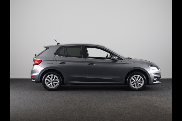 Škoda Fabia 1.0 TSI Business Edition 95pk | Parkeercamera | Verwarmbare voorstoelen | Navigatie via App | Verlengde garantie