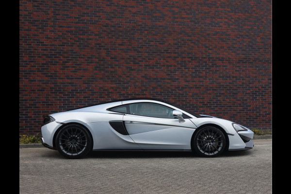 McLaren 570GT 3.8 | Lift - Pano - Bow&Wil
