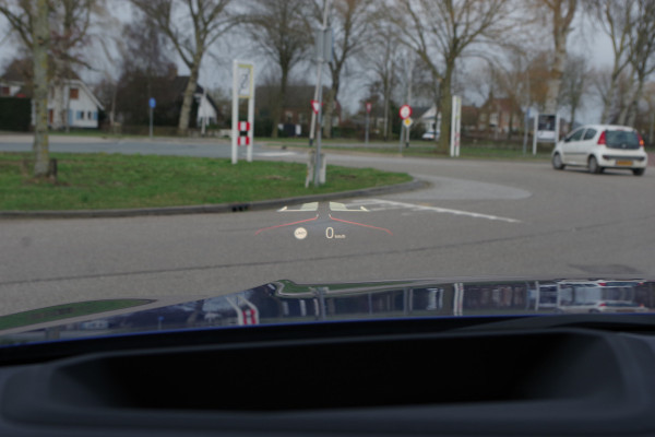 BMW 3 Serie Touring 330e 293 PK xDrive M Sport Pro PHEV, Panoramadak, Kuipstoelen, Head-Up, Adap. Cruise Control