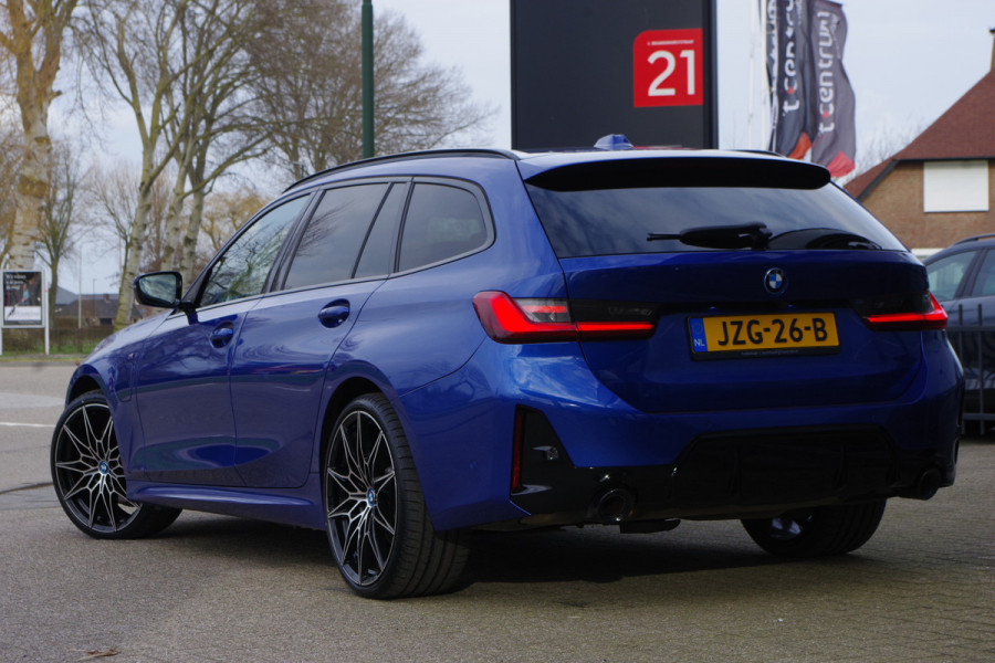 BMW 3 Serie Touring 330e 293 PK xDrive M Sport Pro PHEV, Panoramadak, Kuipstoelen, Head-Up, Adap. Cruise Control