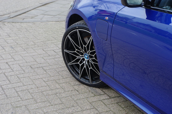 BMW 3 Serie Touring 330e 293 PK xDrive M Sport Pro PHEV, Panoramadak, Kuipstoelen, Head-Up, Adap. Cruise Control