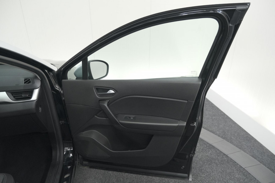 Renault Captur TCe 90 Business Zen | Parkeersensoren | Stoelverwarming | Navigatie | Apple Carplay