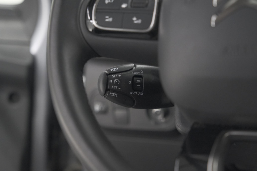 Citroën C3 PureTech 83 Max | Camera | Stoelverwarming | Navigatie | Parkeersensoren