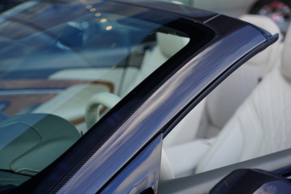 Aston Martin DB12 Volante 4.0 V8 / NL-Auto / Carbon Pack /  Keramische Remmen