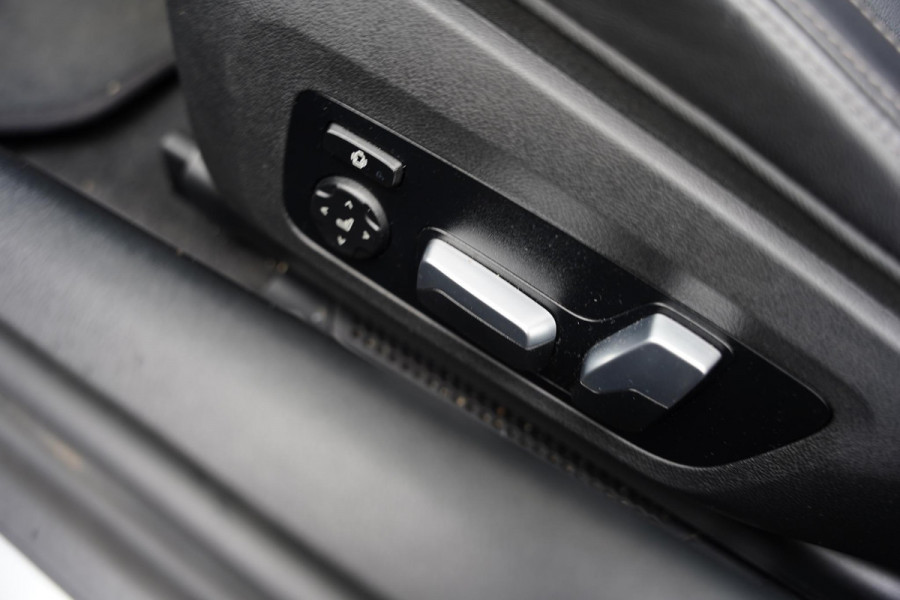 BMW 8 Serie 840I X-Drive High Executive / Bowers & Wilkins / M-Pakket