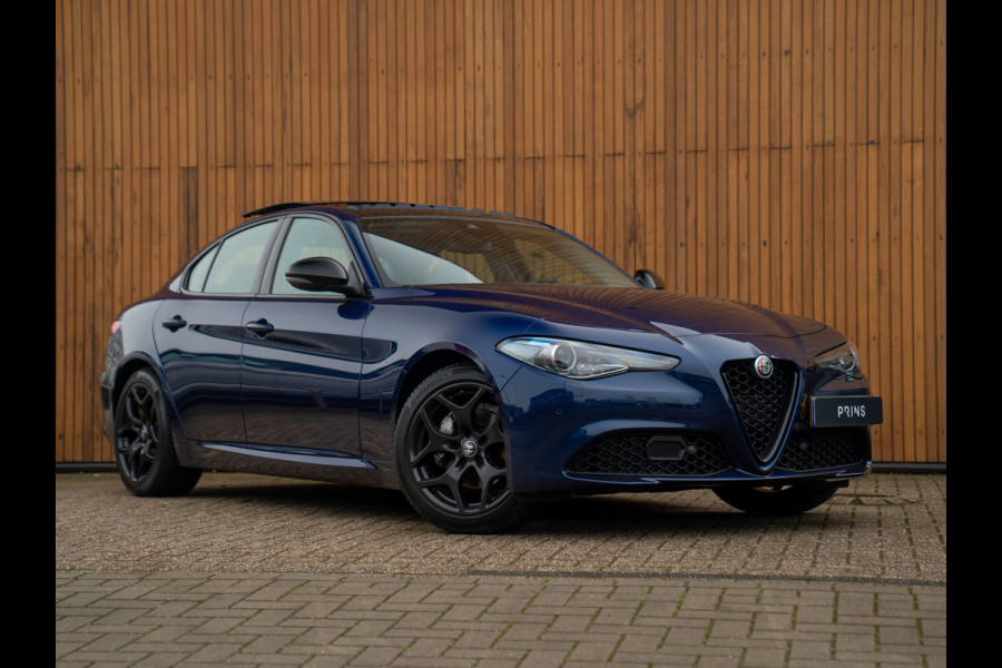 Alfa Romeo Giulia 2.0T B-Tech | Pano-dak | Veloce stoelen | Adapt. cruise