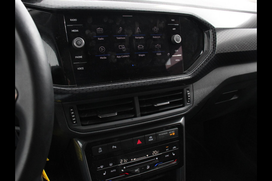 Volkswagen T-Cross 1.5 TSI 150pk DSG Style | Navigatie | Wireless app connect | Aadaptive cruise control | Camera | Climate Control | Led | Dab | Stoelverwarming