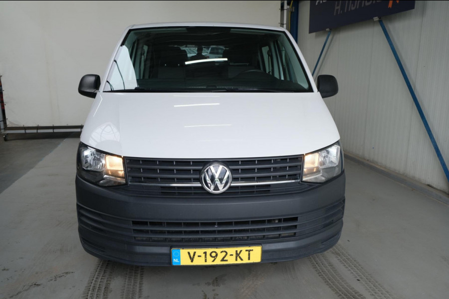 Volkswagen Transporter 2.0 TDI L1H1 DC - Airco, Cruise, Trekhaak.