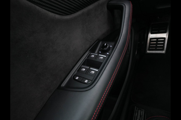 Audi RS Q8 4.0 TFSI Quattro * PANO | MILLTEK-EXHAUST | CERAMIC-BRAKES | CARBON-PACK | LEATHER | MEMORY-PACK | 4-WHEEL-STEERING | AIRSUSPENSION | BANG&OLUFSEN | ADAPTIVE-CRUISE | BLINDSPOT | TOPVIEW | SOFTCLOSE |  ....