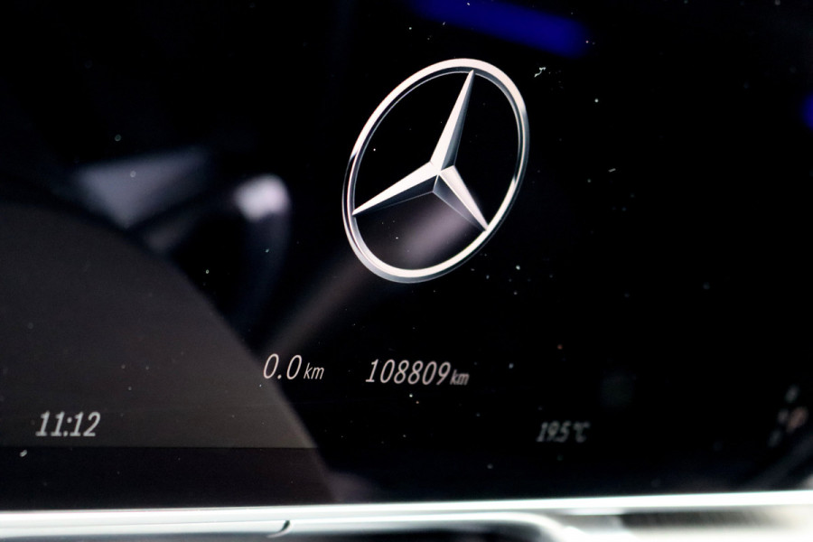 Mercedes-Benz S-Klasse 500 4MATIC Lang AMG Line Aut9 | Airmatic | Achterasbesturing | Distronic+ | Massage | Stoelventilatie | Burmester | Memory | Digital Light | HUD | Soft-Close |
