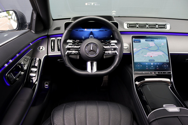 Mercedes-Benz S-Klasse 500 4MATIC Lang AMG Line Aut9 | Airmatic | Achterasbesturing | Distronic+ | Massage | Stoelventilatie | Burmester | Memory | Digital Light | HUD | Soft-Close |