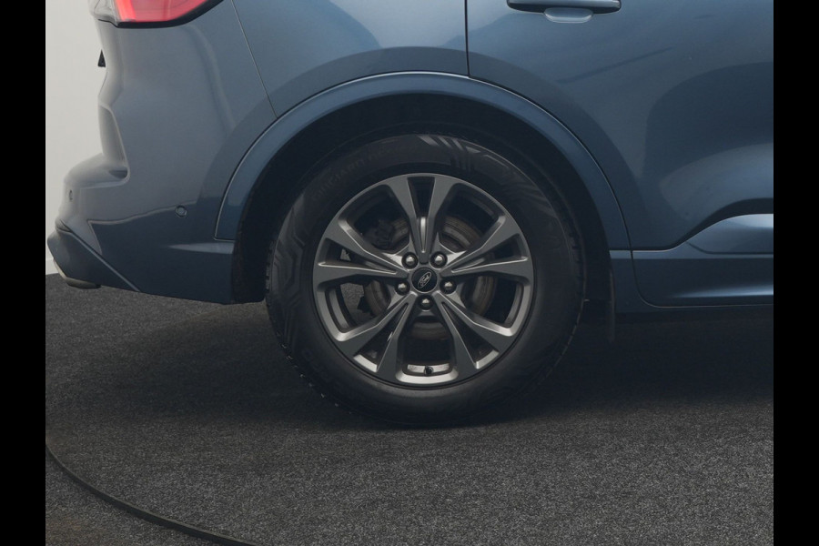 Ford Kuga 1.5 EcoBoost ST-Line X 150pk Dealer O.H. 1800kg Trekgewicht | Panodak | Adaptive Cruise | 360 Camera | Bang & Olufsen | Alcantara Sportstoelen & Stuur Verwarmd | Apple Carplay | Keyless | Blis | Navigatie | DAB |