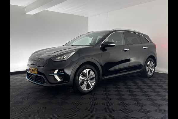 Kia e-Niro ExecutiveLine 64 kWh [ 3-Fase ] {SOH-100%} (INCL-BTW) Aut.*HEATPUMP | LEATHER | FULL-LED | NAVI-FULLMAP | ADAPTIVE-CRUISE | CAMERA | MEMORY-PACK | LANE-ASSIST | KEYLESS | DIGI-COCKPIT | PRIVACYGLASS | SHIFTPADDLES | COMFORTSEATS | 17"