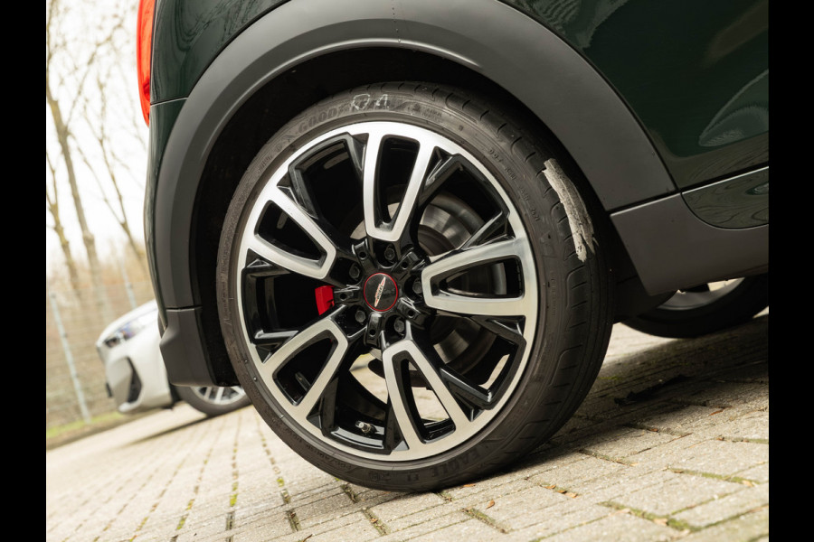 MINI Cabrio 2.0 John Cooper Works - Camera - Harman Kardon -Yours Leder - Head-Up - JCW