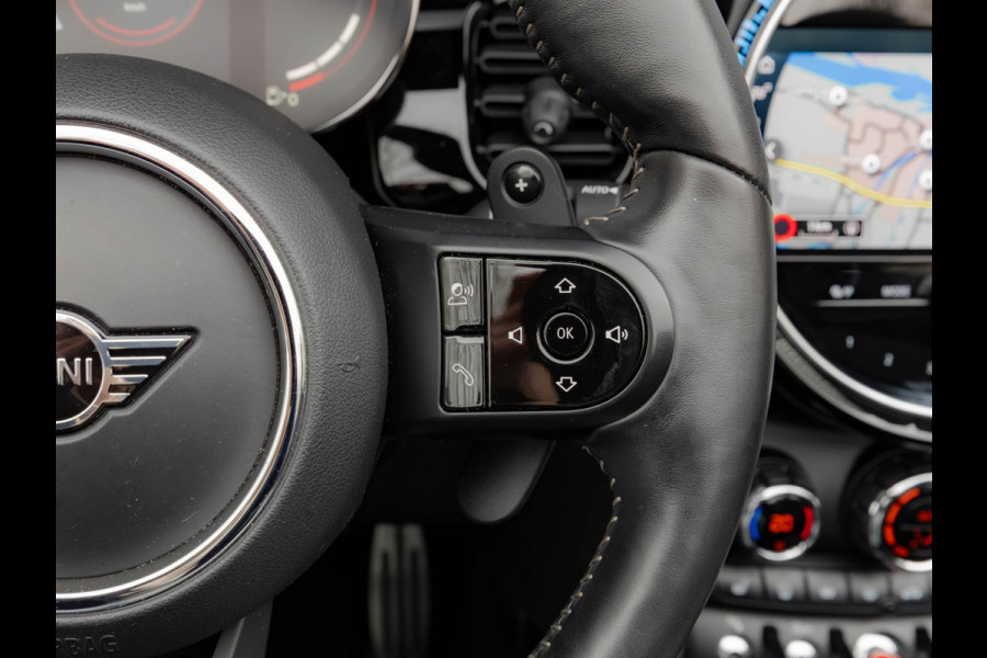 MINI Cabrio 2.0 John Cooper Works - Camera - Harman Kardon -Yours Leder - Head-Up - JCW