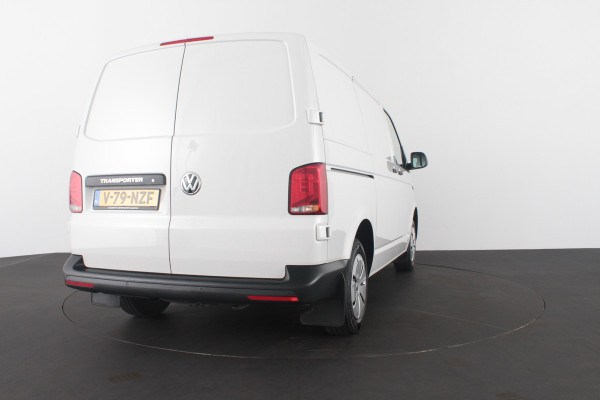 Volkswagen Transporter 2.0 TDI L1H1 28 > 110pk/Apple Carplay/Android Auto/parkeersensor achter...