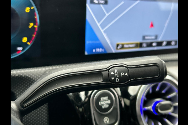 Mercedes-Benz CLA-Klasse Shooting Brake 180 Business Solution AMG | Origineel Nederlands | Panoramadak Memorie Stoelverwarming