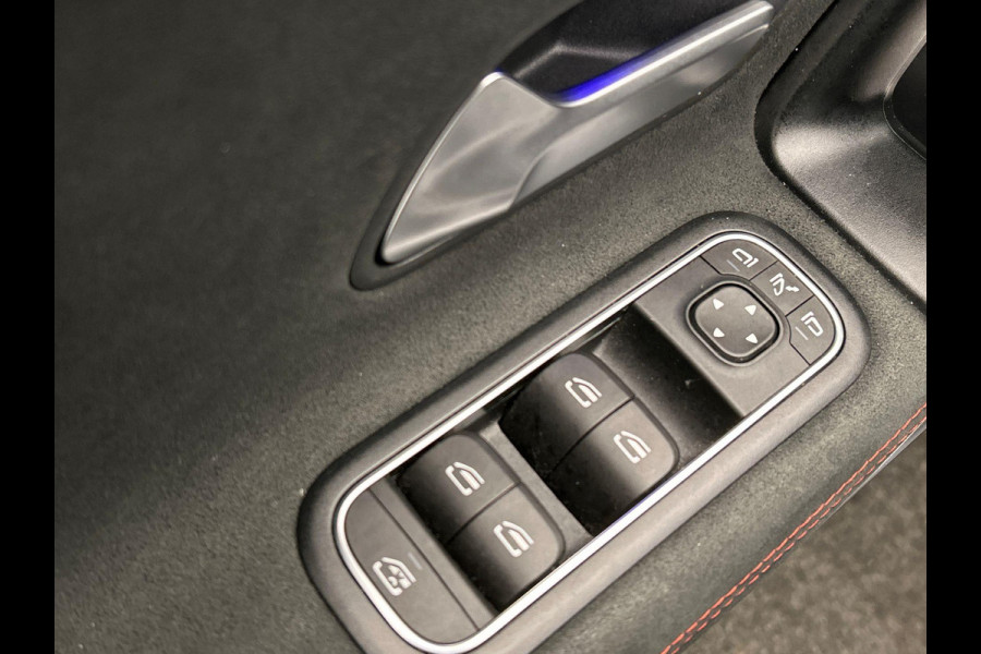 Mercedes-Benz CLA-Klasse Shooting Brake 180 Business Solution AMG | Origineel Nederlands | Panoramadak Memorie Stoelverwarming
