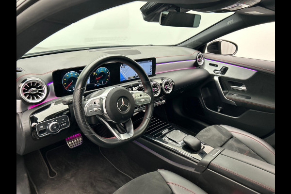 Mercedes-Benz CLA-Klasse Shooting Brake 180 Business Solution AMG | Origineel Nederlands | Panoramadak Memorie Stoelverwarming