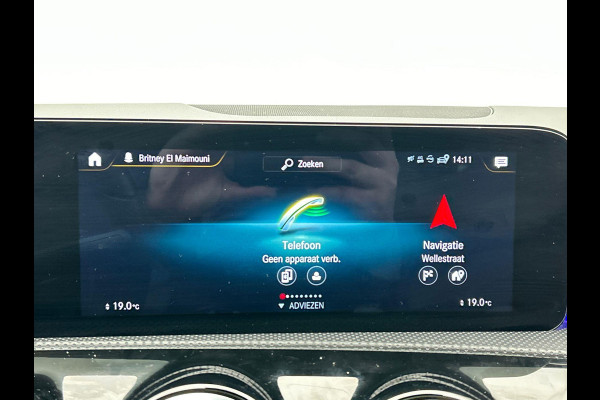 Mercedes-Benz CLA-Klasse Shooting Brake 180 Business Solution AMG | Origineel Nederlands | Panoramadak Memorie Stoelverwarming