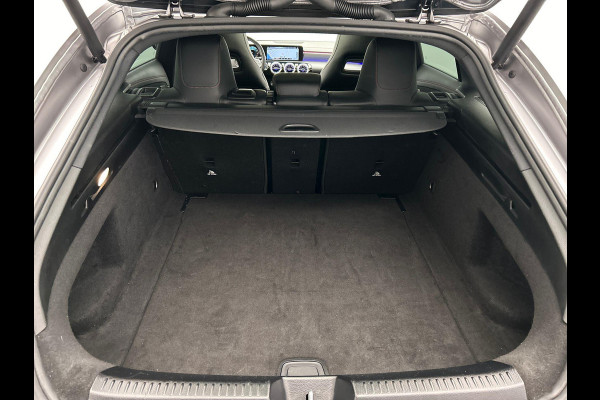 Mercedes-Benz CLA-Klasse Shooting Brake 180 Business Solution AMG | Origineel Nederlands | Panoramadak Memorie Stoelverwarming