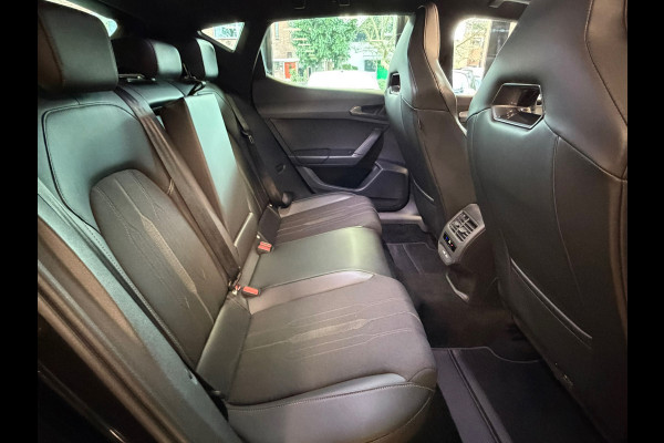 CUPRA Leon 2.0 Business 301 PK AUT. PANORAMADAK MEMORY VIRTUAL COCKPIT XENON APPLE CARPLAY CAMERA KEYLESS-GO CRUISE AIRCO