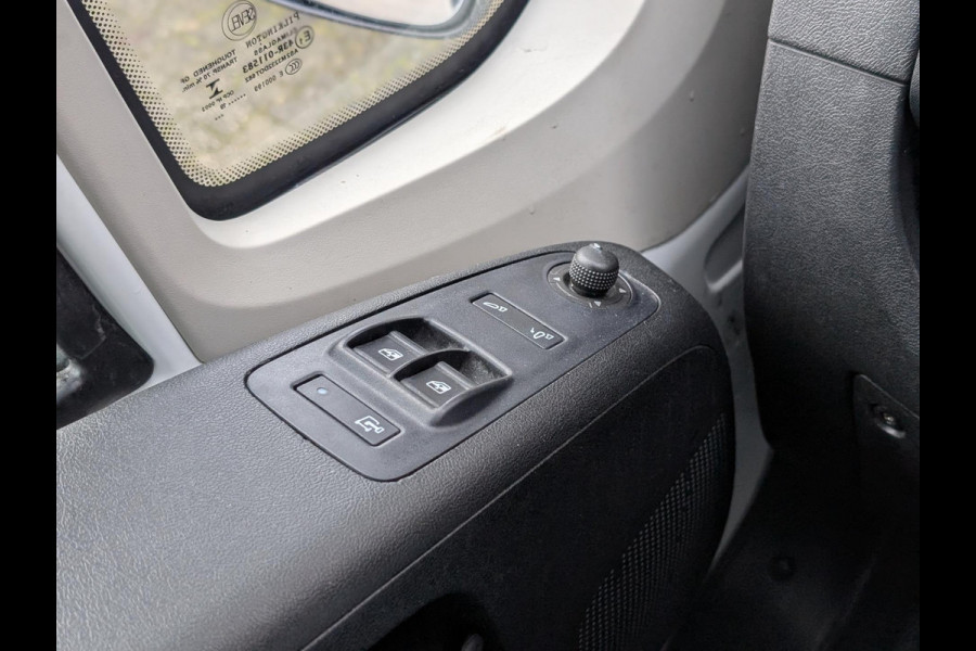 Peugeot Boxer 2.0 131PK L2H2 AIRCO CRUISE PDC EURO 6