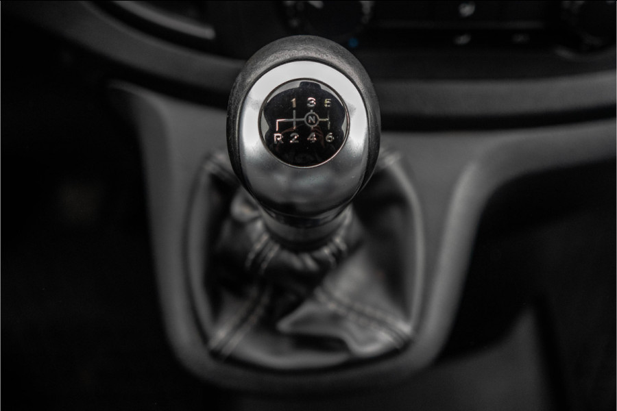 Mercedes-Benz Vito 116 CDI L2H1 | 160PK | Camera | Carplay | PDC | Cruise | Stoelverwarming | Airco