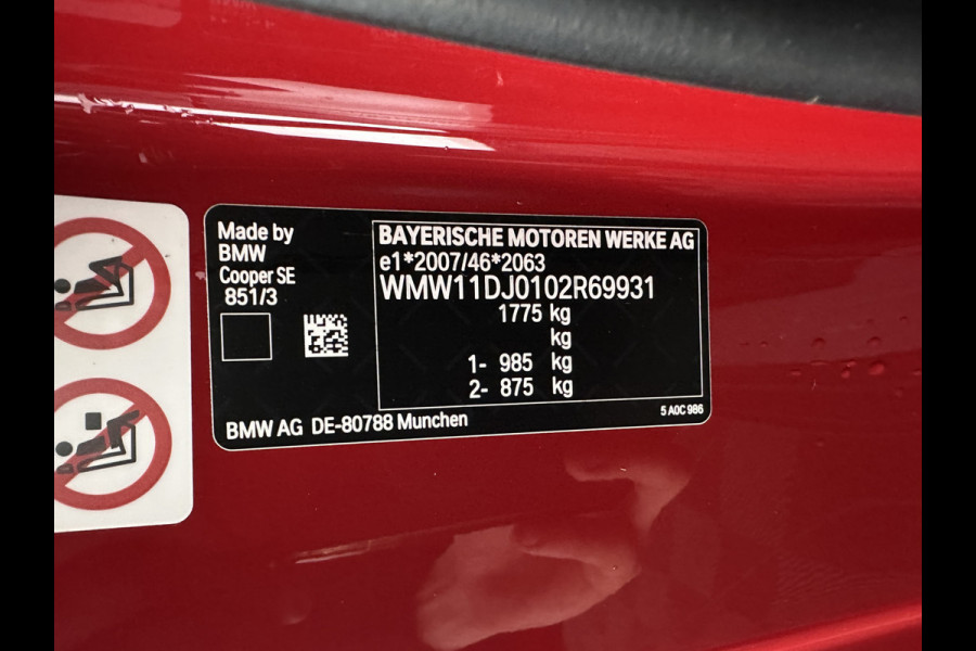 MINI Mini Electric Business Edition 33 kWh [ 3-Fase-11kW ] {SOH-100%} (INCL-BTW) Aut. *LEATHER | FULL-LED | KEYLESS | SPORTSEATS | NAVI-FULLMAP | ECC | AMBIENTLIGHT | DAB | DIGI-COCKPIT | PDC | 17"ALU*