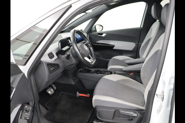 Volkswagen ID.3 First Plus 58 kWh | SOH 90% | Stoel & stuurverwarming | Camera | Adaptive cruise | Sfeerverlichting | Carplay | Navigatie | Keyless | Matrix LED