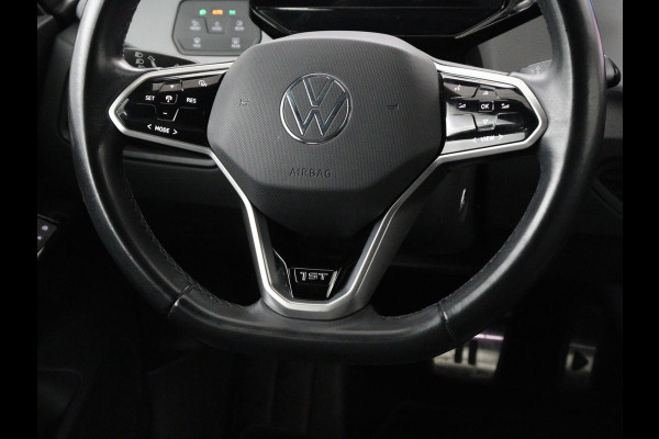 Volkswagen ID.3 First Plus 58 kWh | SOH 90% | Stoel & stuurverwarming | Camera | Adaptive cruise | Sfeerverlichting | Carplay | Navigatie | Keyless | Matrix LED