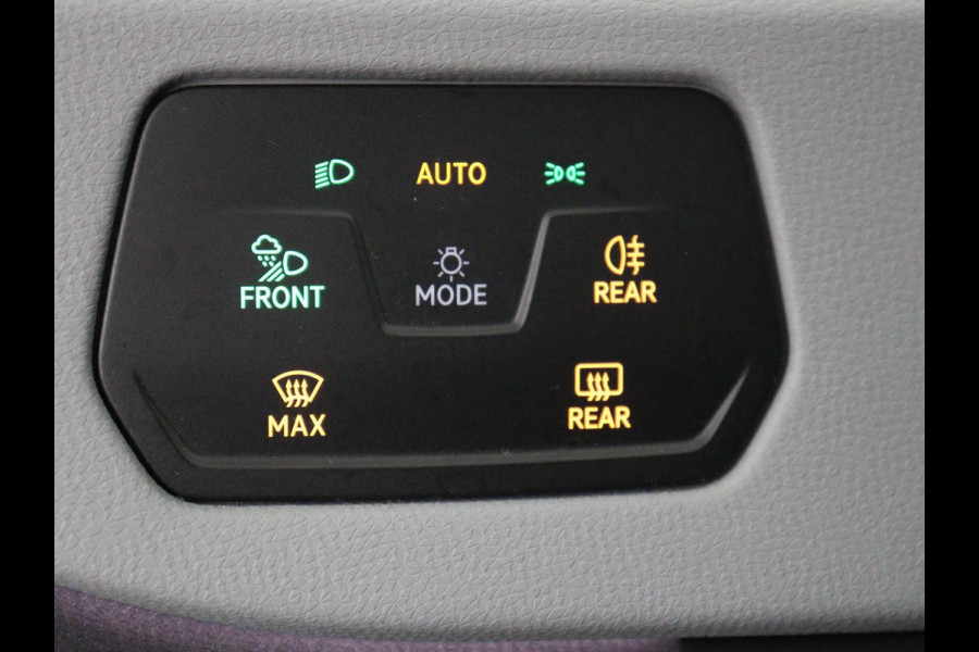 Volkswagen ID.3 First Plus 58 kWh | SOH 90% | Stoel & stuurverwarming | Camera | Adaptive cruise | Sfeerverlichting | Carplay | Navigatie | Keyless | Matrix LED