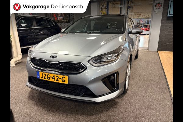 Kia Ceed Sportswagon 1.6 GDI PHEV ExecutiveLine / leder / panorama-dak / camera / stoel en stuur verwarming /trekhaak