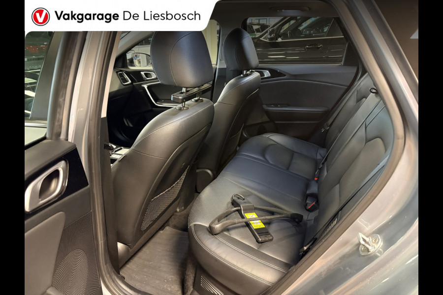 Kia Ceed Sportswagon 1.6 GDI PHEV ExecutiveLine / leder / panorama-dak / camera / stoel en stuur verwarming /trekhaak