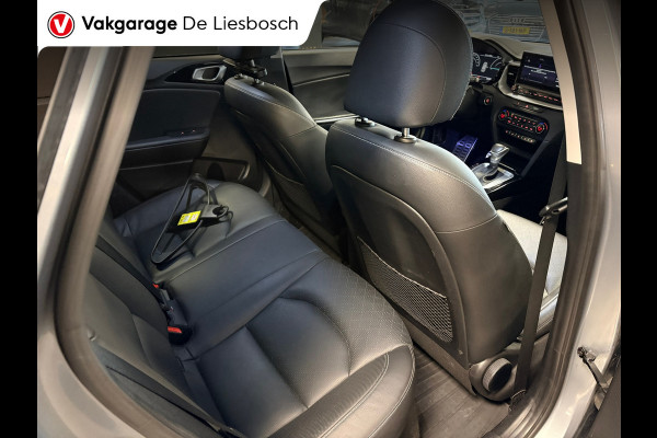 Kia Ceed Sportswagon 1.6 GDI PHEV ExecutiveLine / leder / panorama-dak / camera / stoel en stuur verwarming /trekhaak