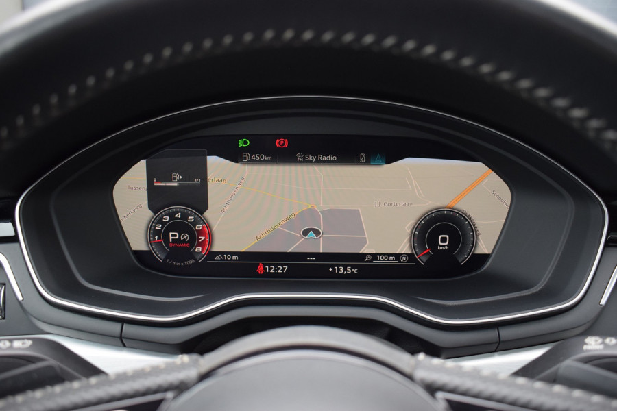 Audi A4 35 TFSI S-line | Quantum Grey | KW schroefset | Pano | Virtual | 19" | Trekhaak