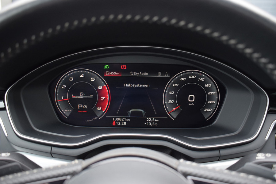 Audi A4 35 TFSI S-line | Quantum Grey | KW schroefset | Pano | Virtual | 19" | Trekhaak