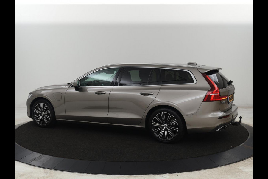 Volvo V60 2.0 T6 Recharge AWD Inscription | Trekhaak | Stoelverwarming | Harman/Kardon | Leder | Camera | Adaptive cruise | Carplay | Keyless | Memory | Navigatie | Full LED | Stuurverwarming | PHEV | Plug in