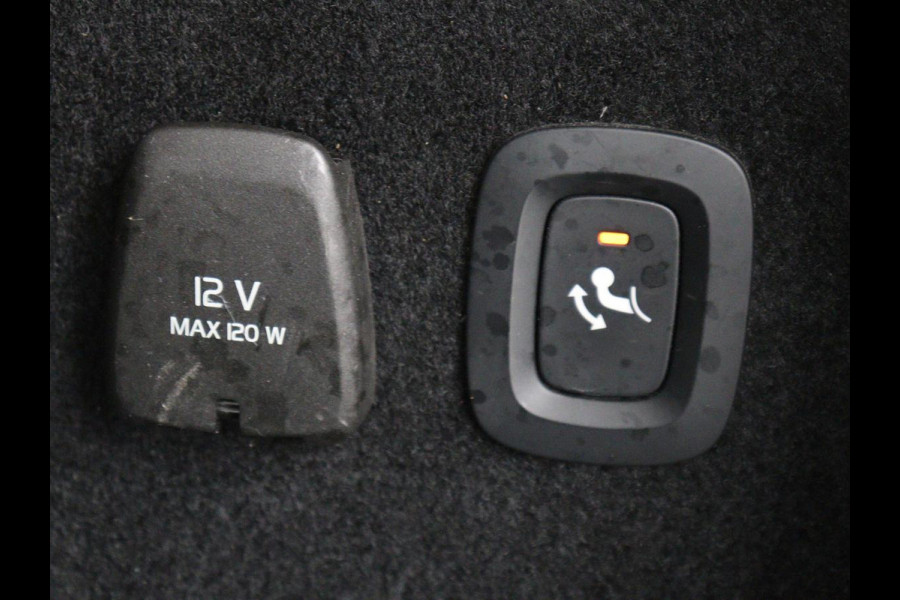 Volvo V60 2.0 T6 Recharge AWD Inscription | Trekhaak | Stoelverwarming | Harman/Kardon | Leder | Camera | Adaptive cruise | Carplay | Keyless | Memory | Navigatie | Full LED | Stuurverwarming | PHEV | Plug in