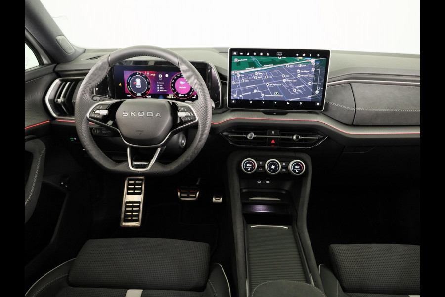 Škoda Kodiaq Sportline Business PHEV 1.5 TSI 204 pk 6 versn. DSG | Panoramadak | Wegklapbare trekhaak | Light & view pakket