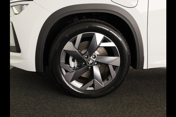 Škoda Kodiaq Sportline Business PHEV 1.5 TSI 204 pk 6 versn. DSG | Panoramadak | Wegklapbare trekhaak | Light & view pakket