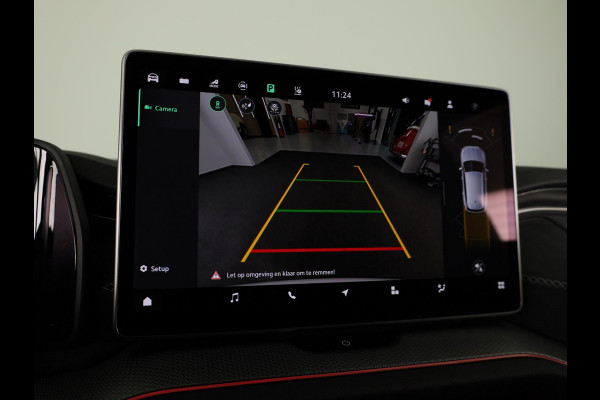 Škoda Kodiaq Sportline Business PHEV 1.5 TSI 204 pk 6 versn. DSG | Panoramadak | Wegklapbare trekhaak | Light & view pakket