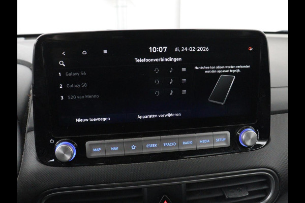 Hyundai Kona EV Premium 64 kWh | SOH 95% | Stoelventilatie | Leder | Head-Up | Warmtepomp | Camera | Achterbankverwarming | Carplay | Navigatie | Adaptive cruise | Keyless | Parkeerhulp