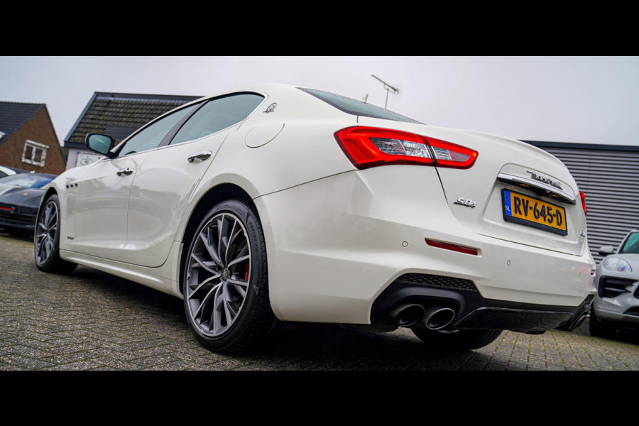 Maserati Ghibli 3.0 V6 S Q4 GranLusso | 360 camera | Schuif/kanteldak | Luxe Leder | Origineel NL |Adaptieve Cruise | Lane Assist