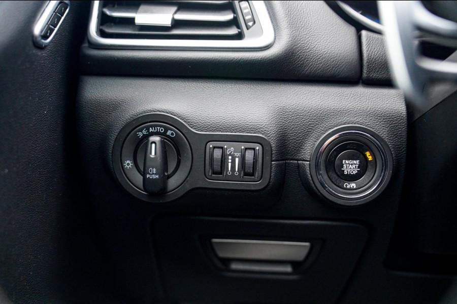 Maserati Ghibli 3.0 V6 S Q4 GranLusso | 360 camera | Schuif/kanteldak | Luxe Leder | Origineel NL |Adaptieve Cruise | Lane Assist